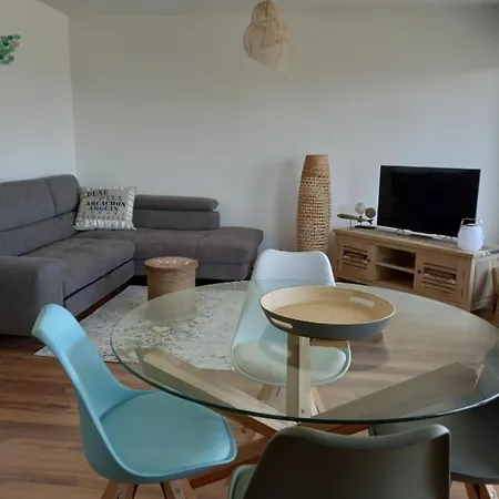 Apartment Superb Near The Sea *